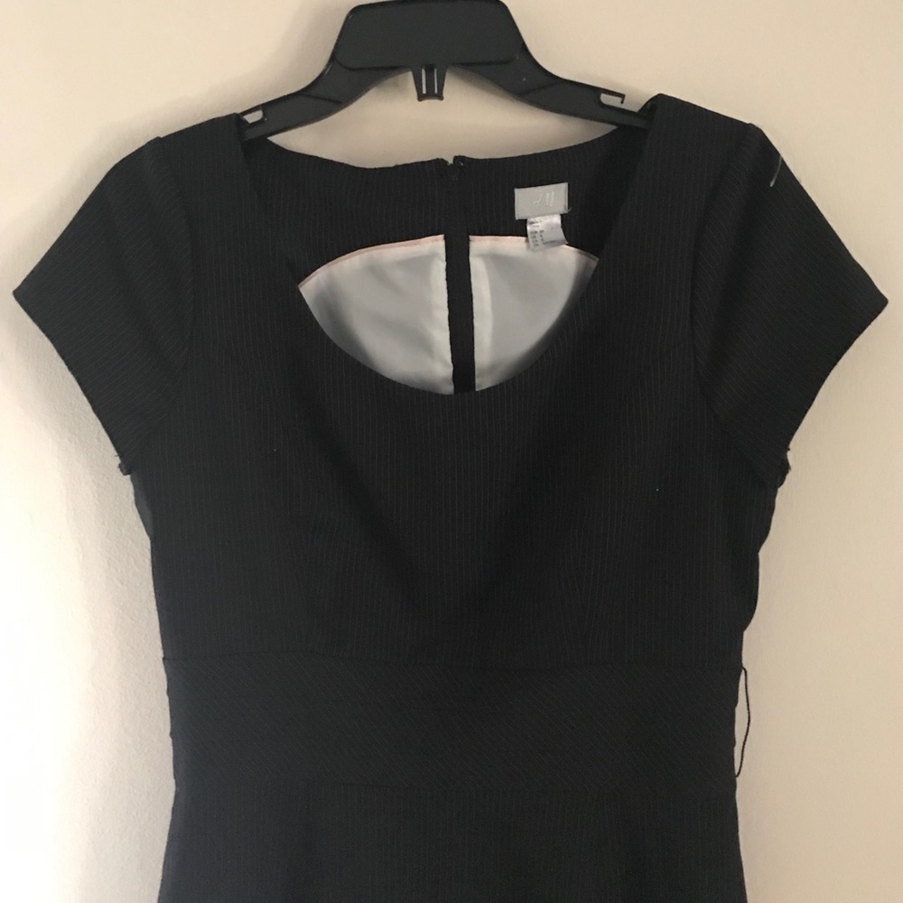 H&M Black/White Stripe Knee Length Dress Size 8